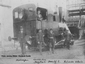 04.-lokomotivy-ve-zdanicich_0001.jpg